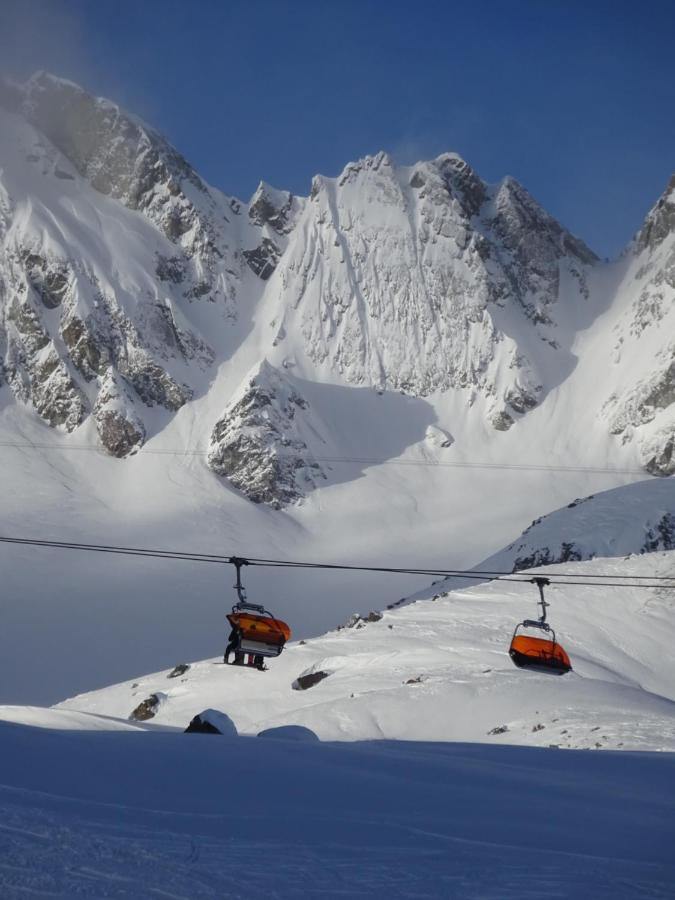 Piz Ot Hotel Самнаун Екстериор снимка