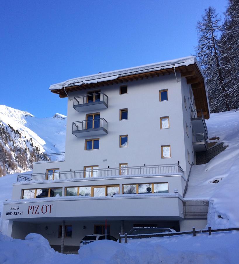 Piz Ot Hotel Самнаун Екстериор снимка