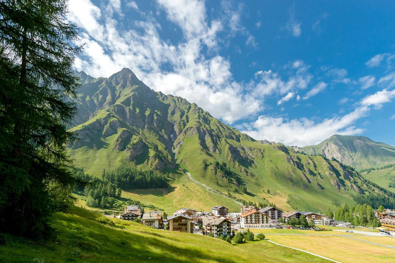 Piz Ot Hotel Самнаун Екстериор снимка