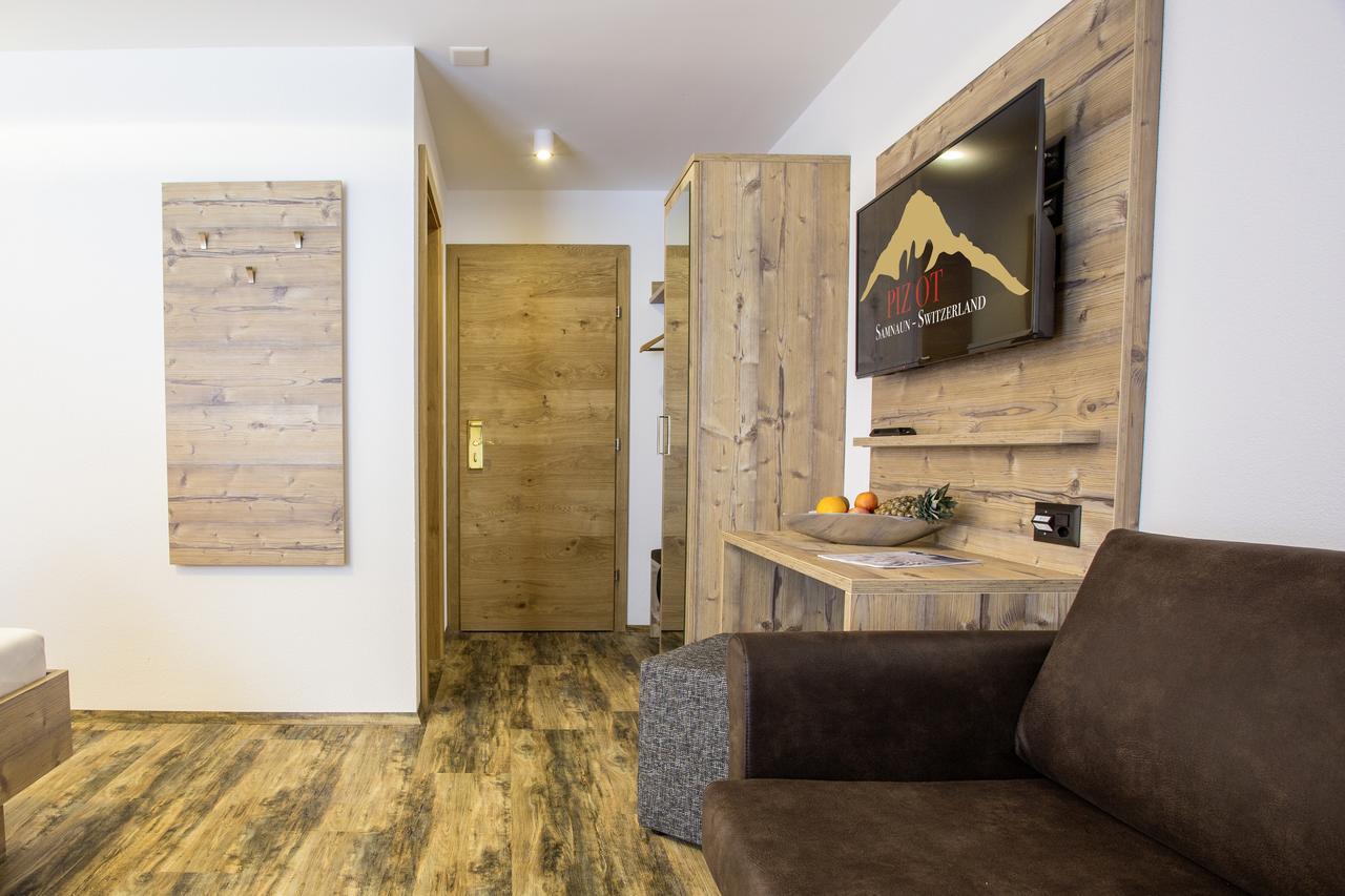 Piz Ot Hotel Самнаун Екстериор снимка