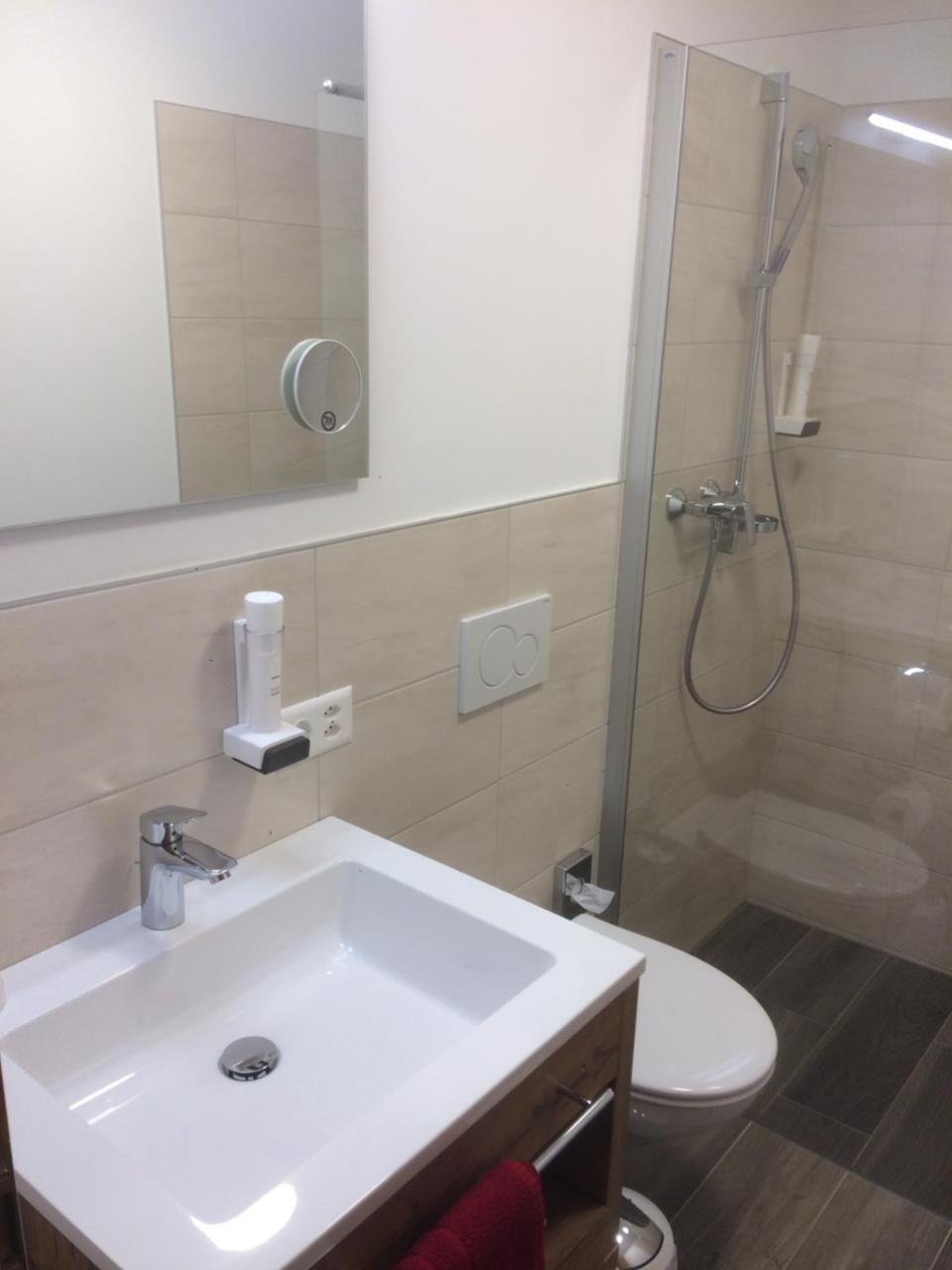 Piz Ot Hotel Самнаун Екстериор снимка