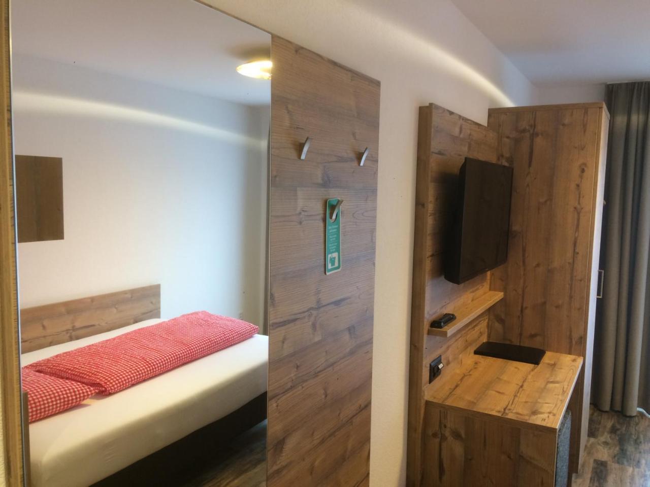 Piz Ot Hotel Самнаун Екстериор снимка